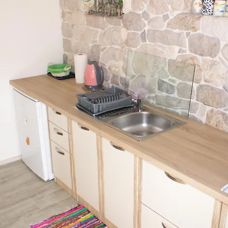 House Kvin Apartment Baska Voda Exterior photo