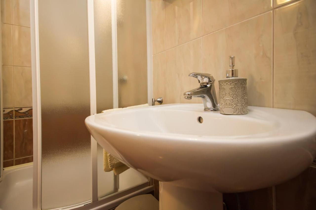 Apartment House Kvin Baska Voda