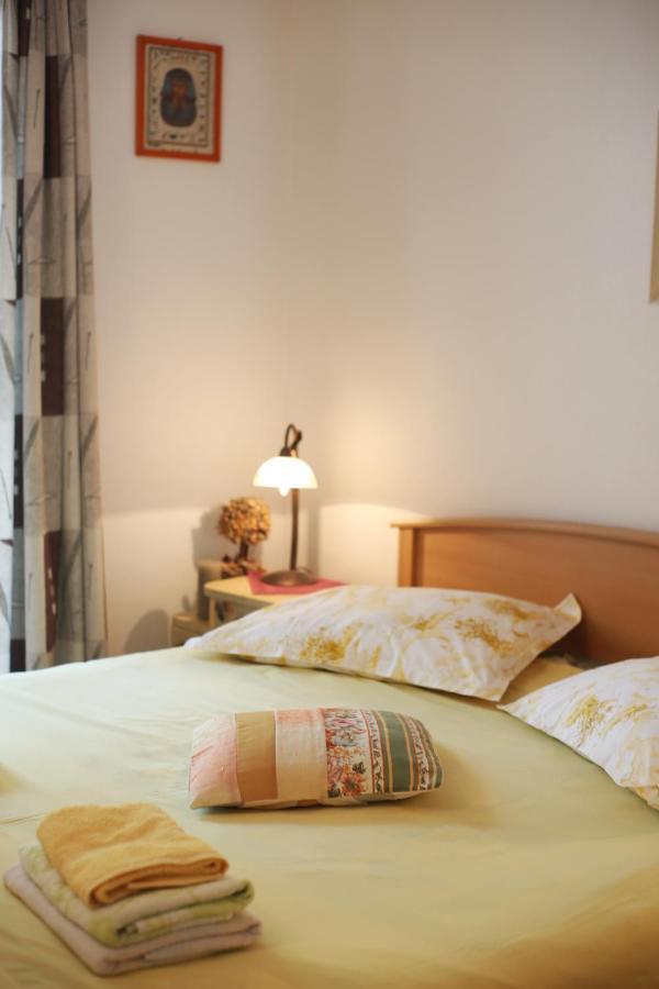 Apartment House Kvin Baska Voda