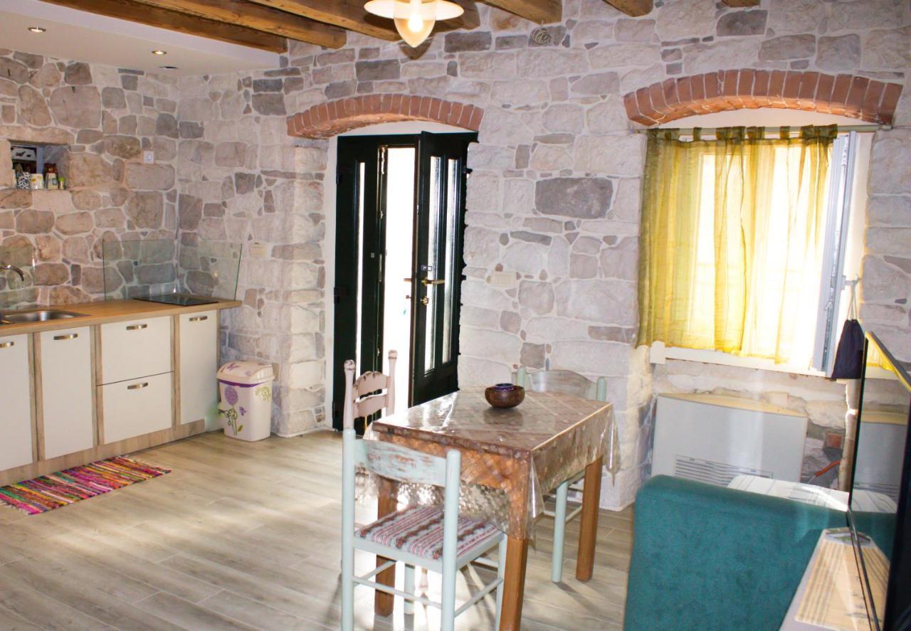 House Kvin Apartment *